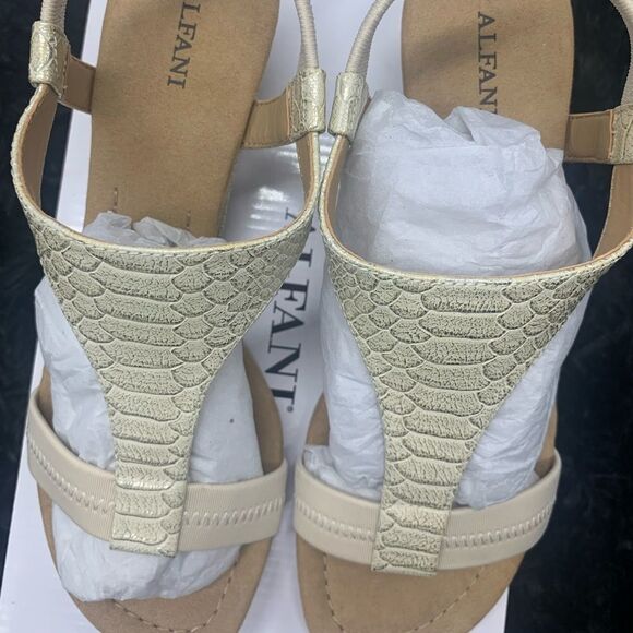 Alfani Women's Step 'N Flex Vacanzaa Wedge Sandals Stone Metallic  Size 7M - Picture 1 of 5